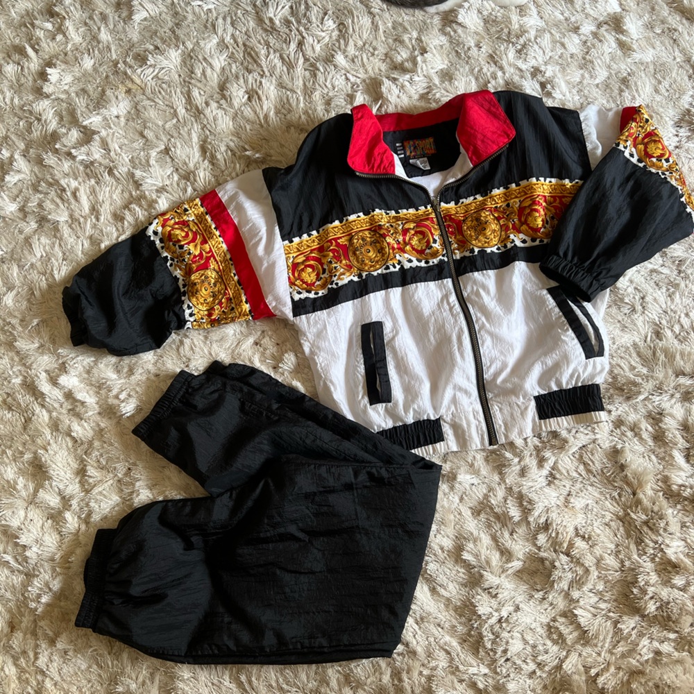 L.E. Sport vintage 80s wind suit Red and Black Jacket Deadstock M